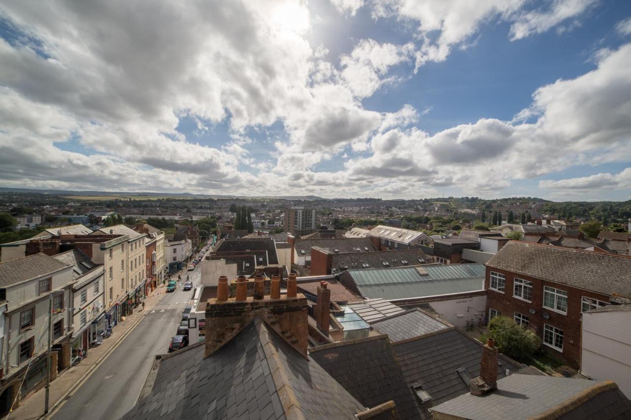Stunning Central Exeter Apartment With Balcony And Fantastic View Bagian luar foto